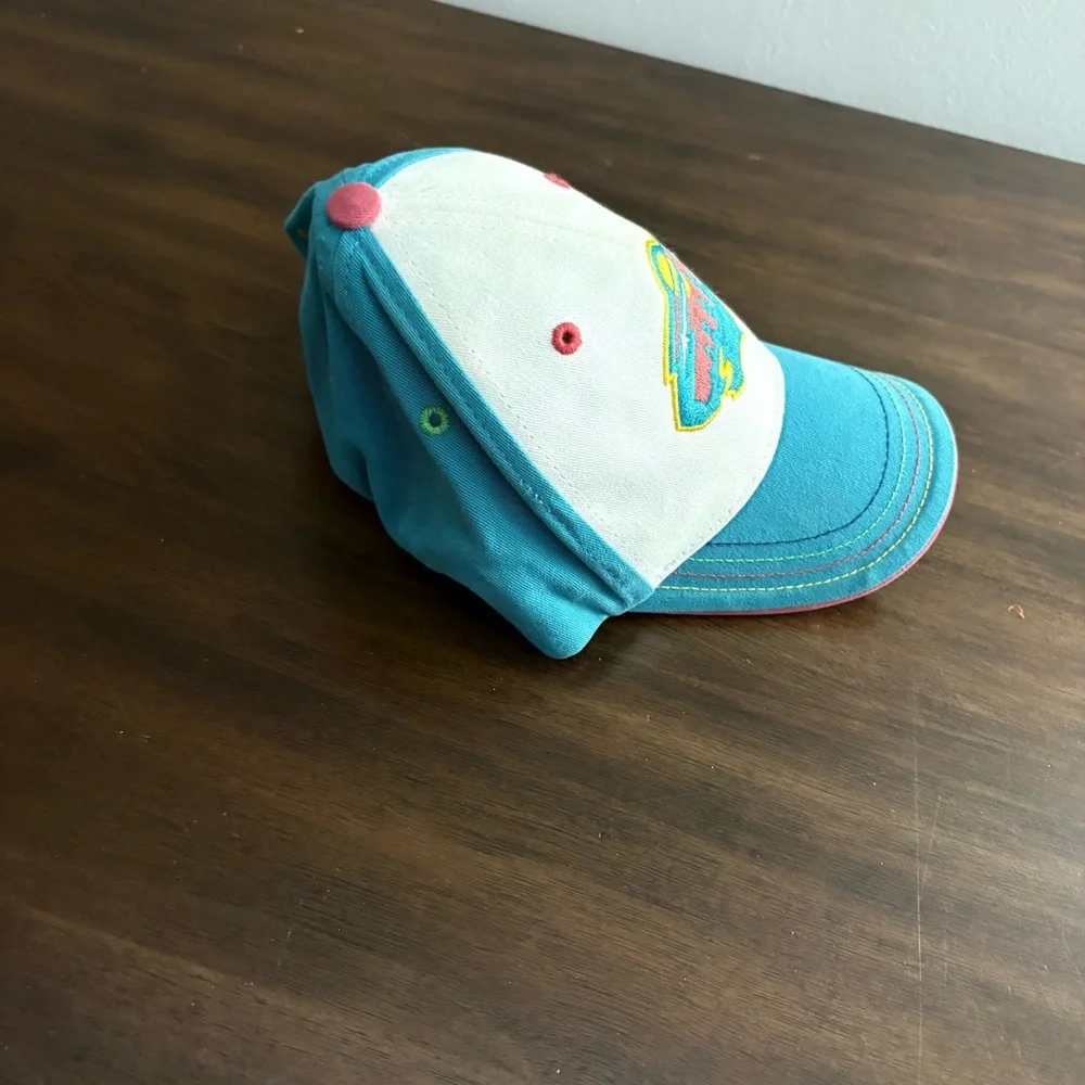 47 vibrant cap